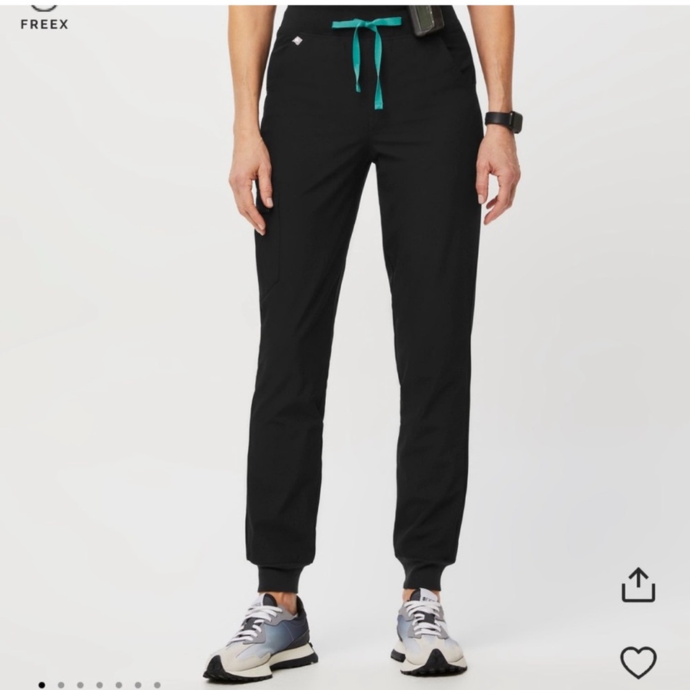 COPY - Figs joggers like new no issue with product